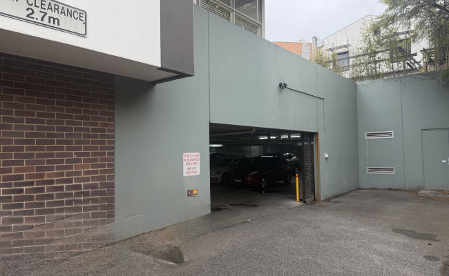 Indoor Parking Spot for Rent in Carlton(right by unimelb, lygon street, tram stop)