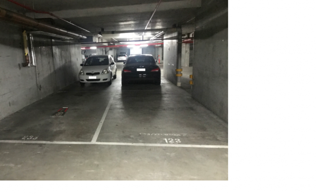 Melbourne - Secure Parking Near Tram Stops #1