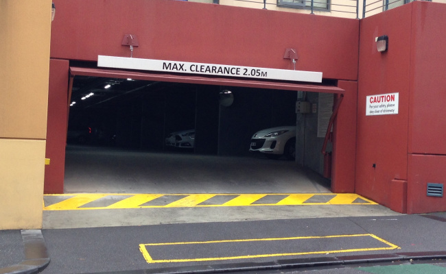 Melbourne - Secure Parking within CBD