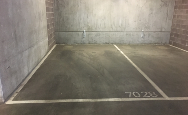 Hassle-free car parking space near Melbourne CBD