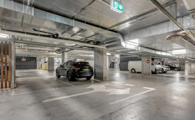 Next to Ritz Carlton, Dorsett, West Side in CBD