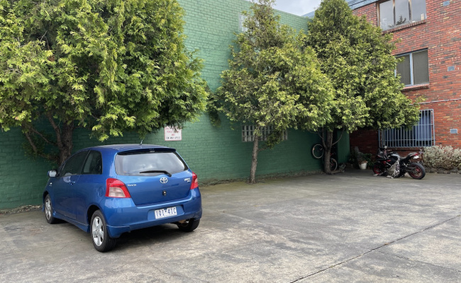 Secure parking space in Fitzroy