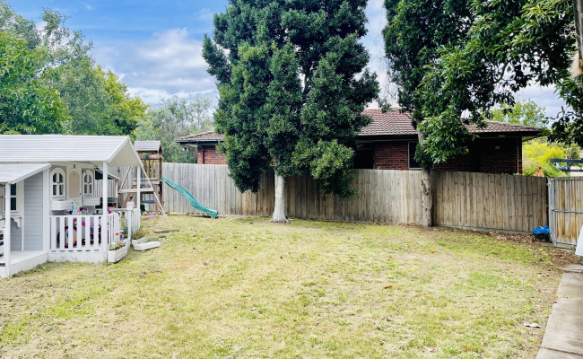 Backyard available to rent in quiet street located in Frankston North that is monitored by CCT/gated