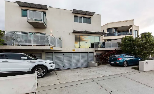 Undercover garage in Leederville