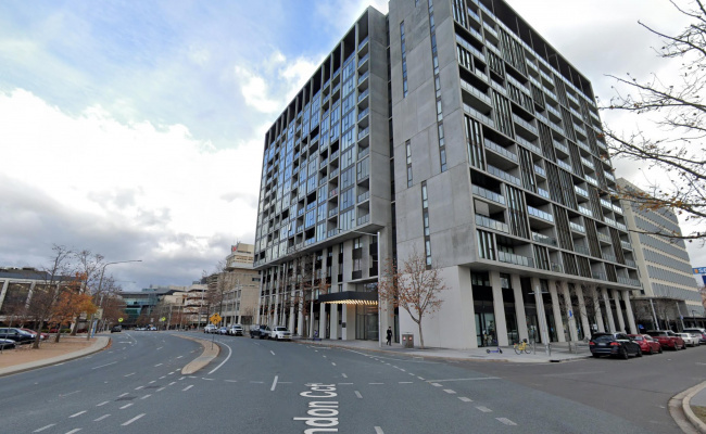 Secured parking at Canberra City (39 London Circuit)