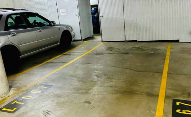Parking within walking distance of City centre, easy access and safe