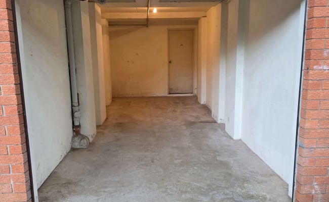Locked Garage space in Lane Cove