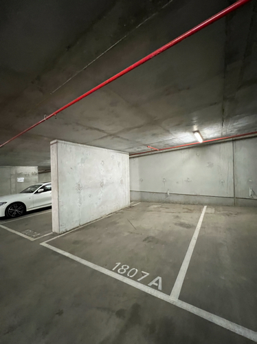 Car park for rent near Southern cross station