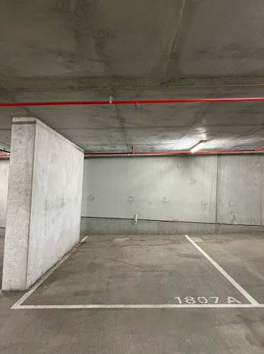 Car park for rent near Southern cross station