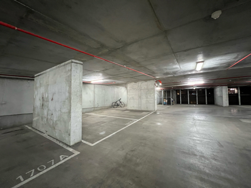 Car park for rent near Southern cross station