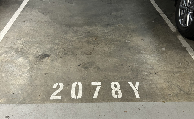 Melbourne - Long Term Secure Indoor Parking in CBD - Lonsdale Street