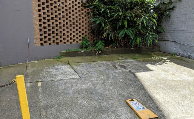 Great parking space near CBD