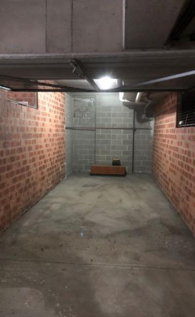 Westmead - Secure Single Garage near Train Stations
