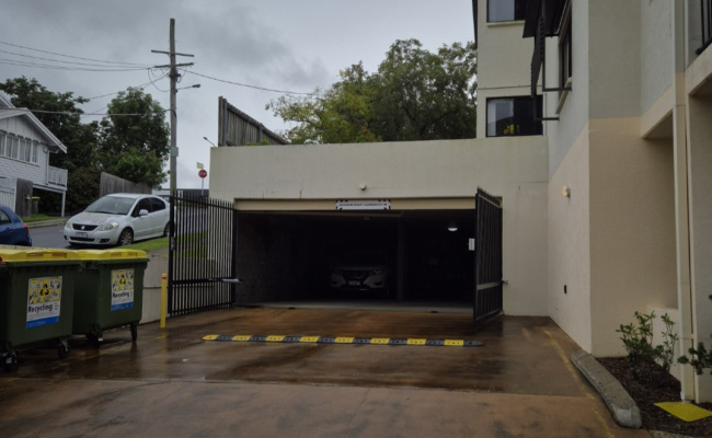 Secured Car Park & Storage Space East Brisbane