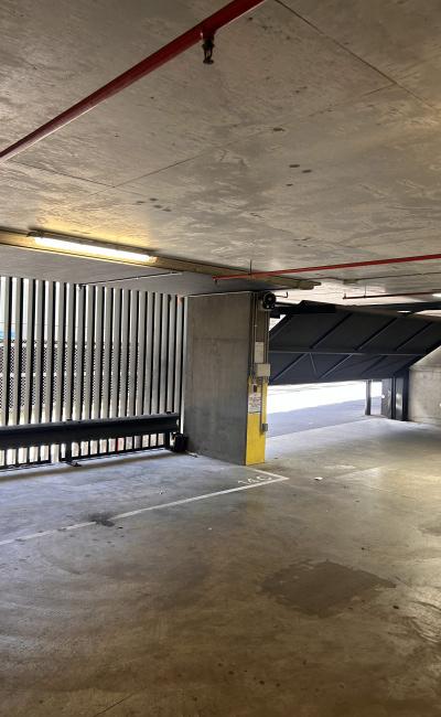 Great indoor carapace at 33 Mackenize Street - Needs to be Resident of the Building