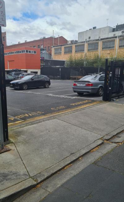 Secure parking space in the heart of Prahran. Close to Chapel street and Prahran train station!