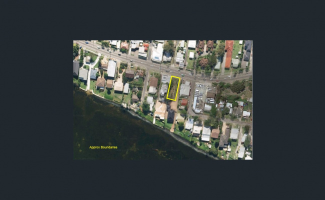 Large off street space available in Toukley CAR,BOAT,CARAVAN,TRACTOR,TRAILER,BUILDING EQUIPMENT