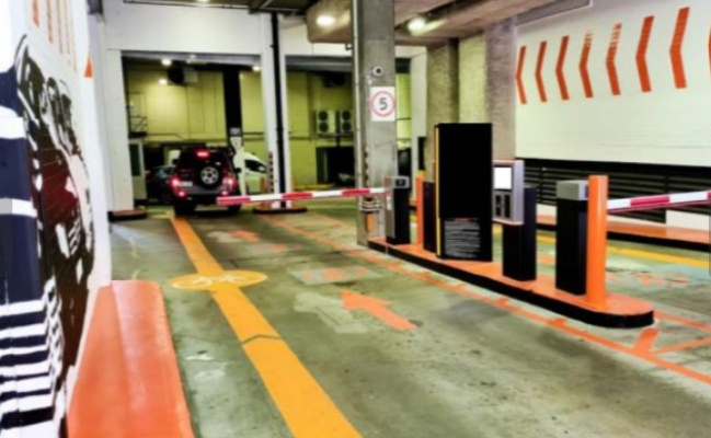 Brisbane - Secured Reserved  Parking Space in Makerston House