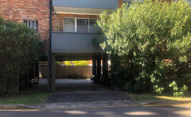 Mosman village carspace