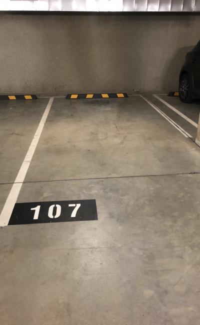 Undercover, secure car space in South Brisbane
