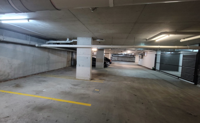 great location, secure parking