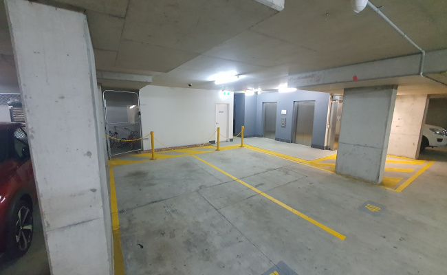 great location, secure parking