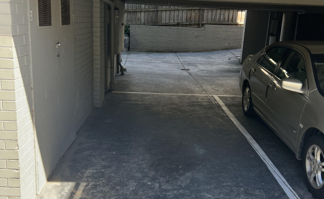 Undercover & safe parking space closeby to hospitals and CBD/PT