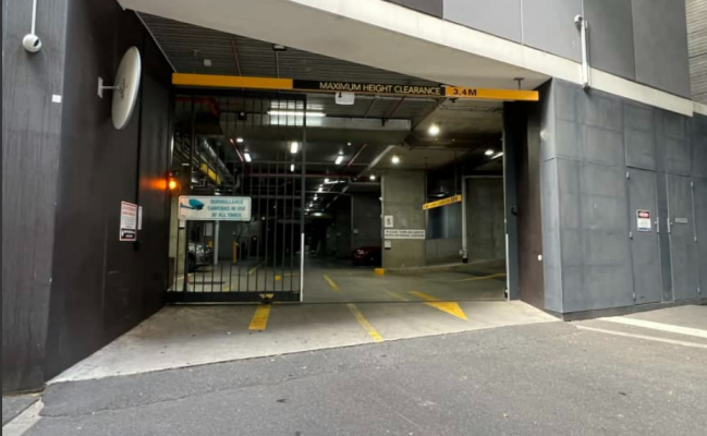 Docklands - Great Parking Spot within the Free Tram Zone of Melbourne CBD. Near Southern Cross.