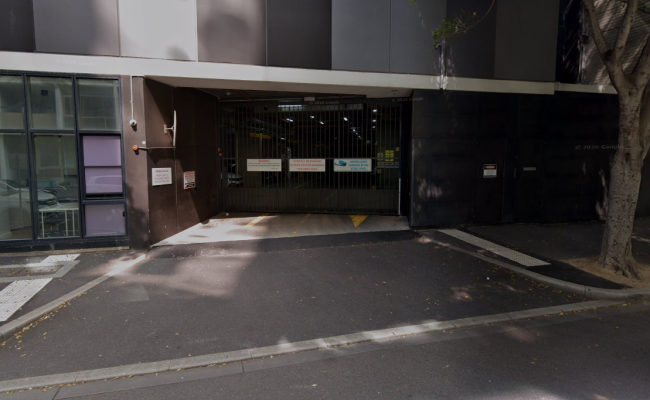 Affordable parking in Docklands next to Marvel Stadium