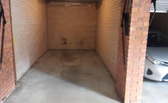 Parramatta - Safe Garage close to CBD/Westfield