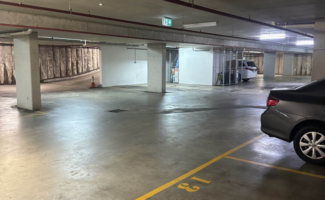 Indoor Parking Space Near Arncliffe Station & Wolli Creek Station