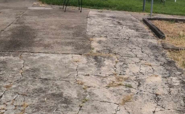 Easy access parking next to Buranda train station