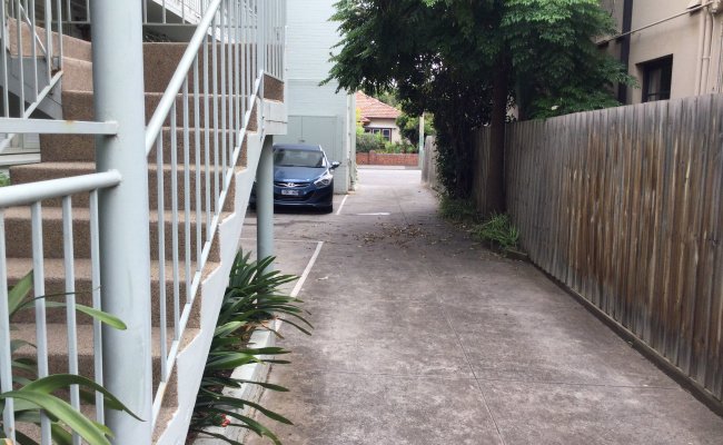Outside parking on Maryville Street in Ripponlea Victoria