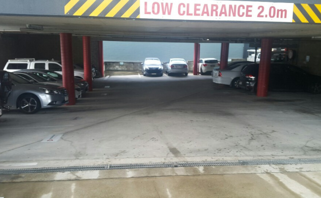 Mon-Fri Only. Great location near Suncorp stadium