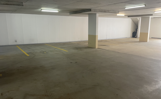 SECURE PARKING IN THE HEART OF MILTON - CLOSE TO SUNCORP STADIUM