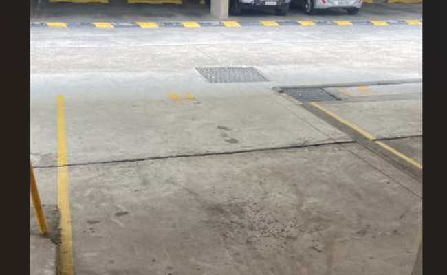 Great covered parking space in Darlinghurst