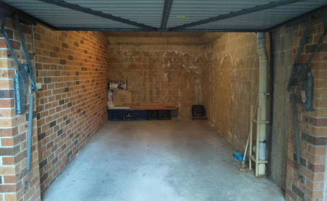 Secure Lock up Garage for Parramatta/Granville