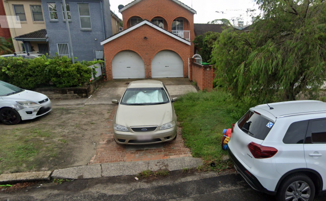 Kingsford - Driveway Parking Near Prince of Wales Hospital