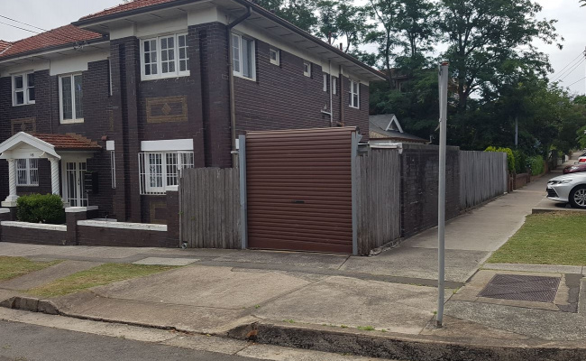 Kingsford - Secure Lock-Up Garage close to UNSW