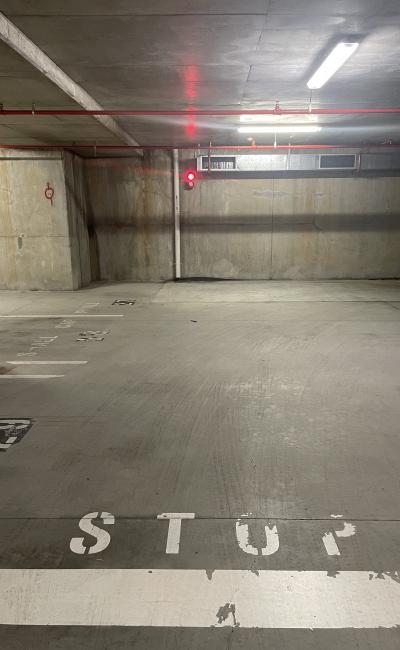 SECURE UNDERCOVER PARKING - 24/7 Fish Lane, South Brisbane - Remote Fob - GREAT LOCATION