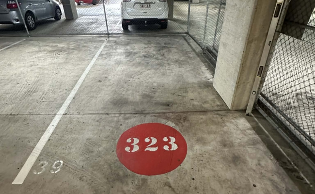 Secure parking- Westend Central #1