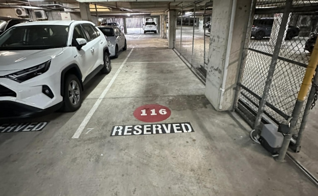 Secure parking- Westend Central #2