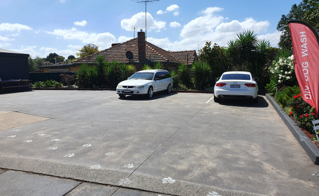 Pascoe Vale - Safe Great Parking near Bus Stops