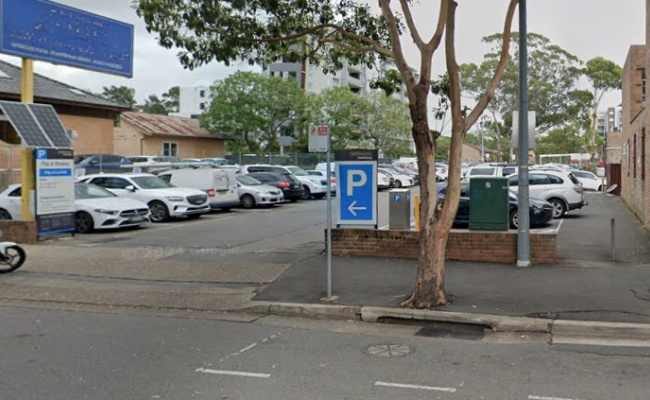 Secure Unreserved Parking on Memorial Avenue
