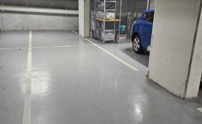 Double Tandem parking lot in secured car park