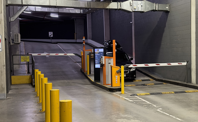 Docklands Secure Remote Car Space - 24/7 access near Marvel Stadium, Woolworths, Free Tram stops