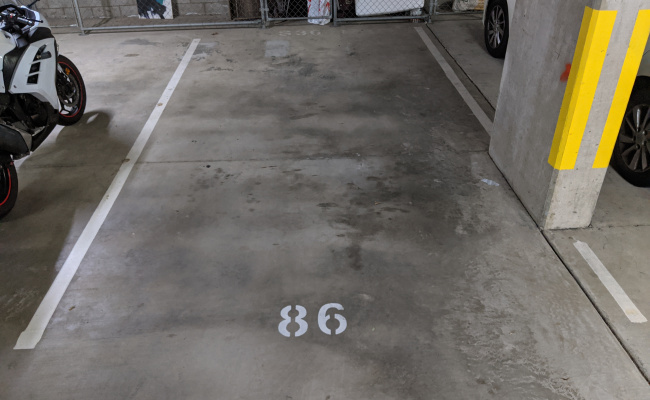 Very accessible indoor parking in South Brisbane