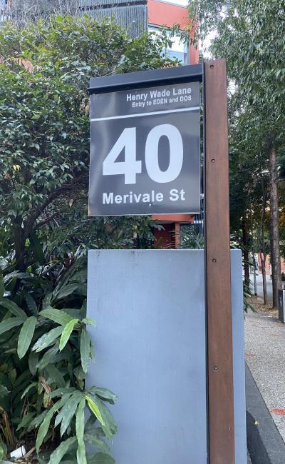 24/7 Secure parking space located in south Brisbane