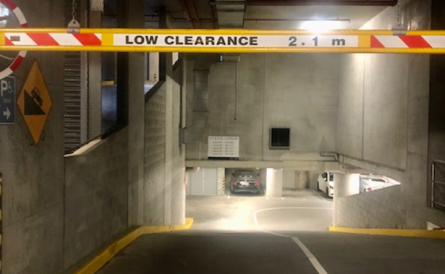 Secure Garage parking space available in South Brisbane. Access 24/7.
