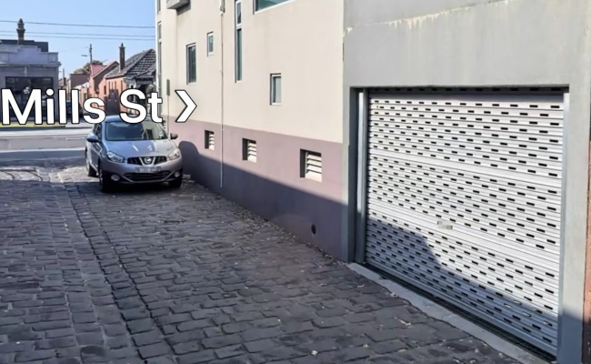 Great underground secure private parking near Beaches, Melbourne CBD, Docklands, MSAC and more.